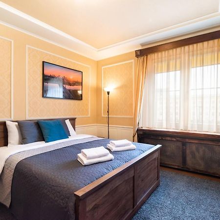 City Centre Open View Apartment Warschau Buitenkant foto