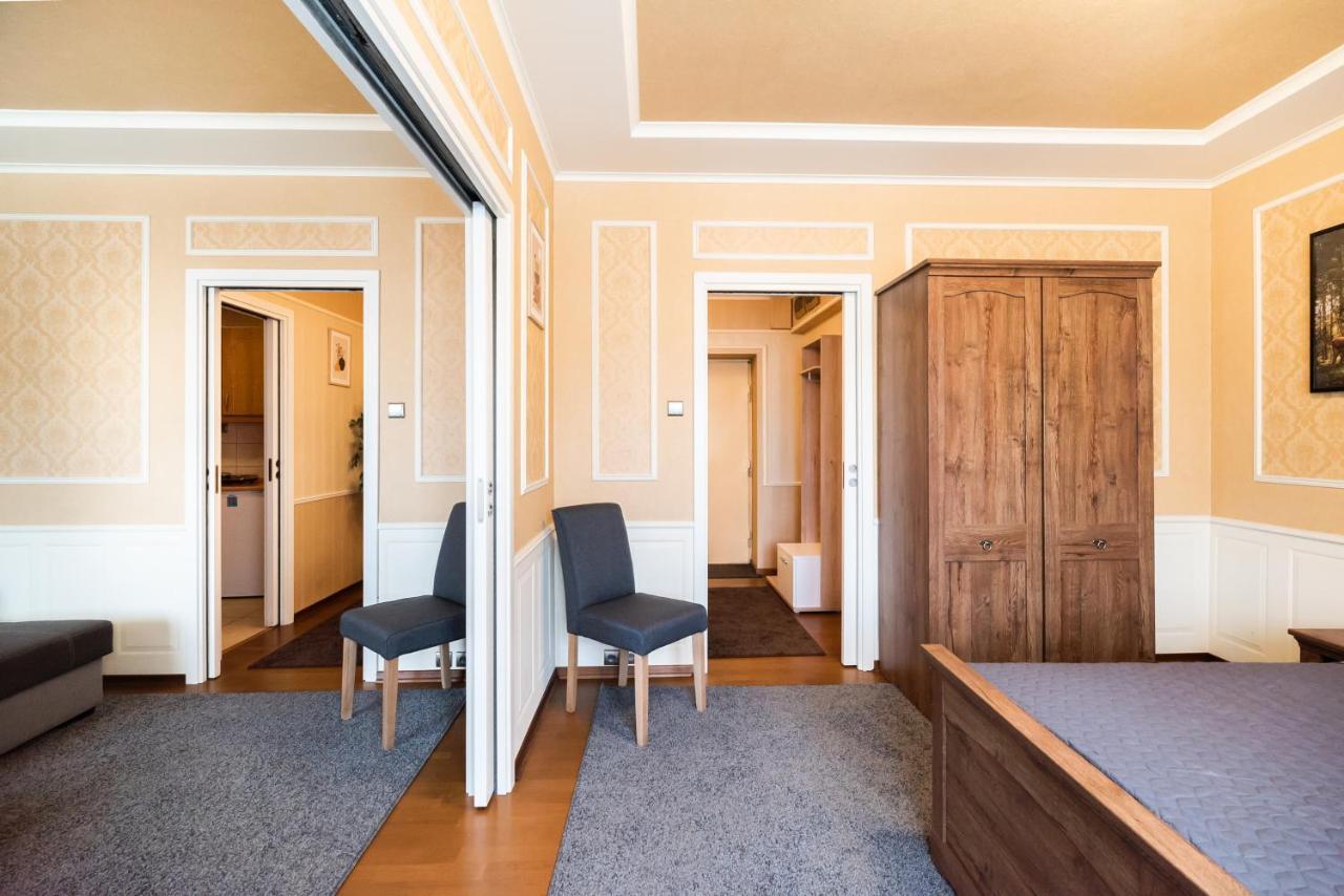 City Centre Open View Apartment Warschau Buitenkant foto